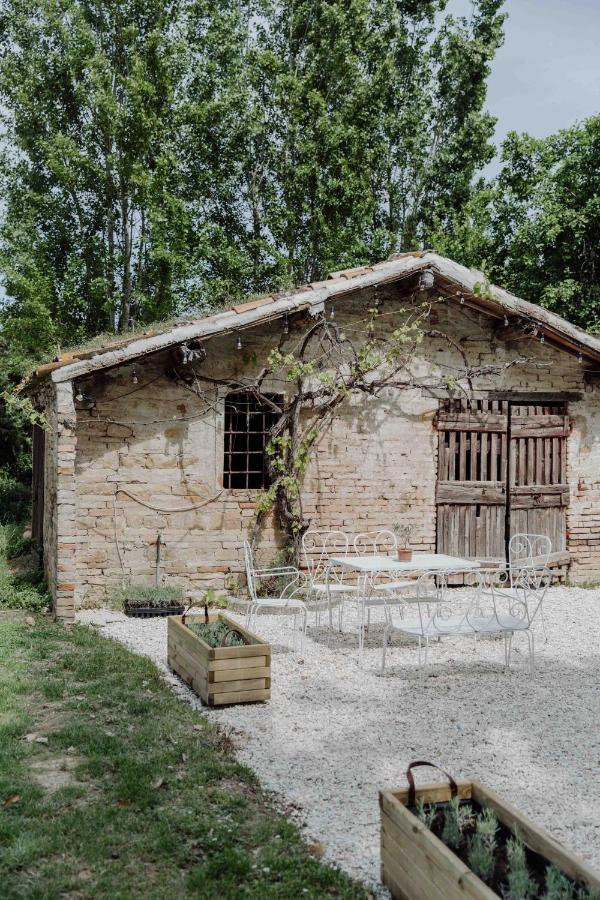 Agriturismo Qui Voglio Monte Roberto Exterior photo